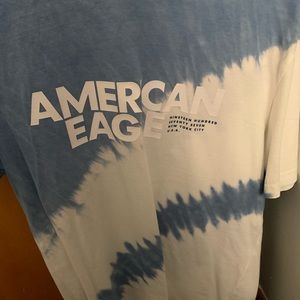 American Eagle tee